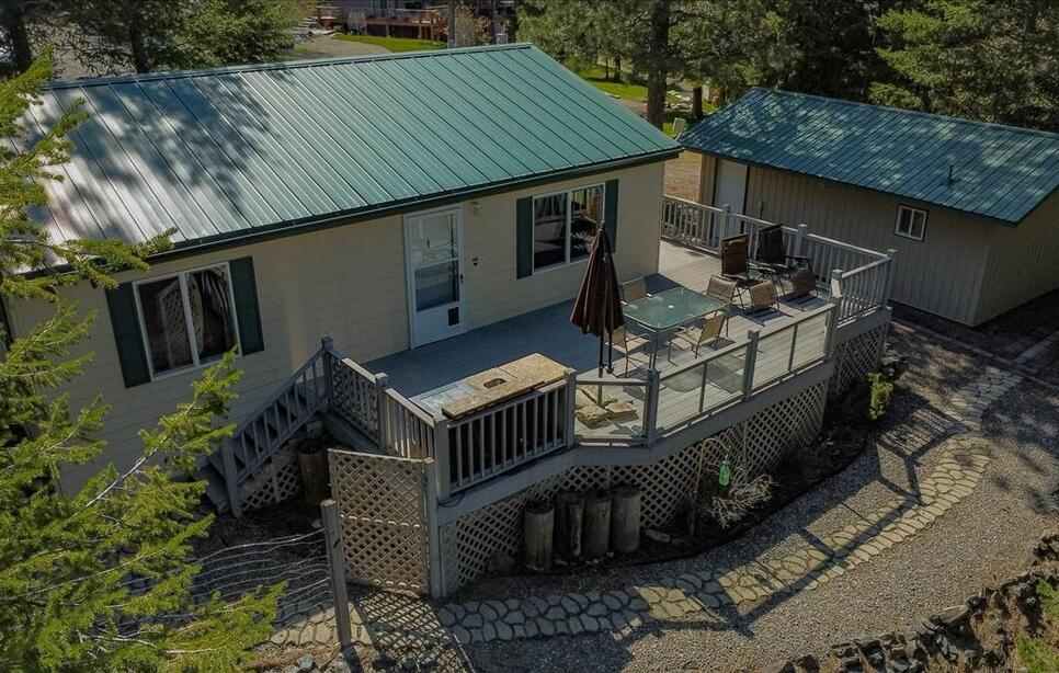 80 Lake Court, Rexford