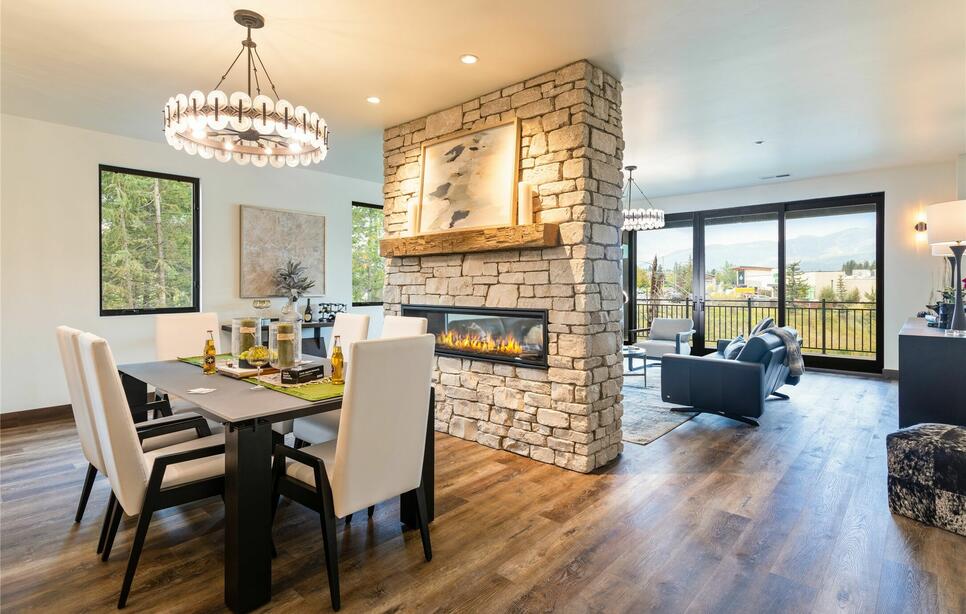 317 Akers Lane, Whitefish