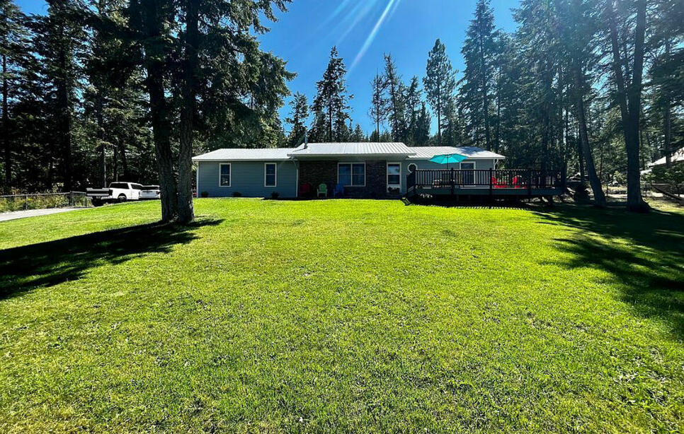 240 Blacktail Road, Lakeside