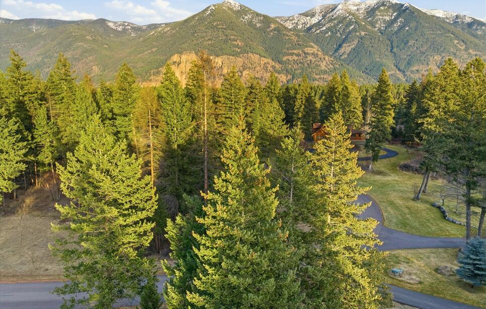 50 Wood Ridge Drive, Columbia Falls