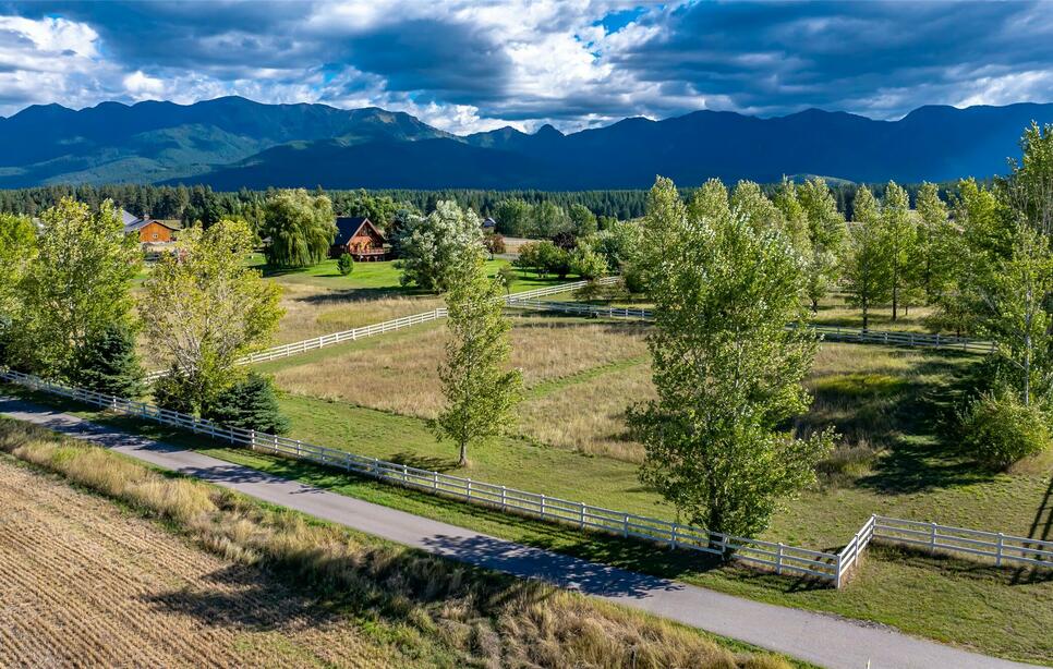 369 La Brant Road, Kalispell