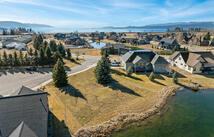 50 Lake Pointe Way, Bigfork