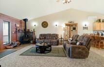 996 Airport Road, Eureka