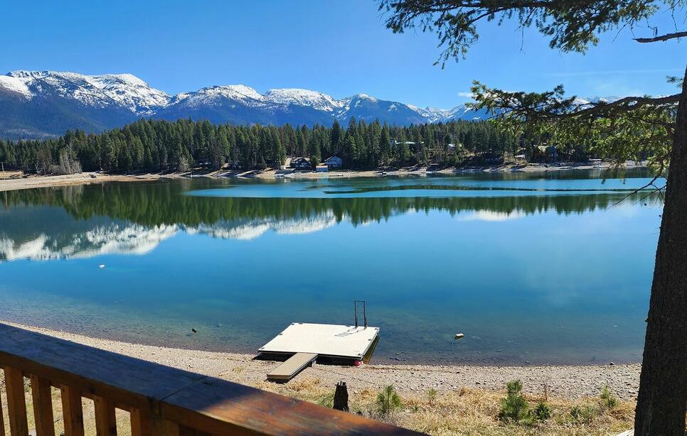 1894 La Brant Road, Bigfork