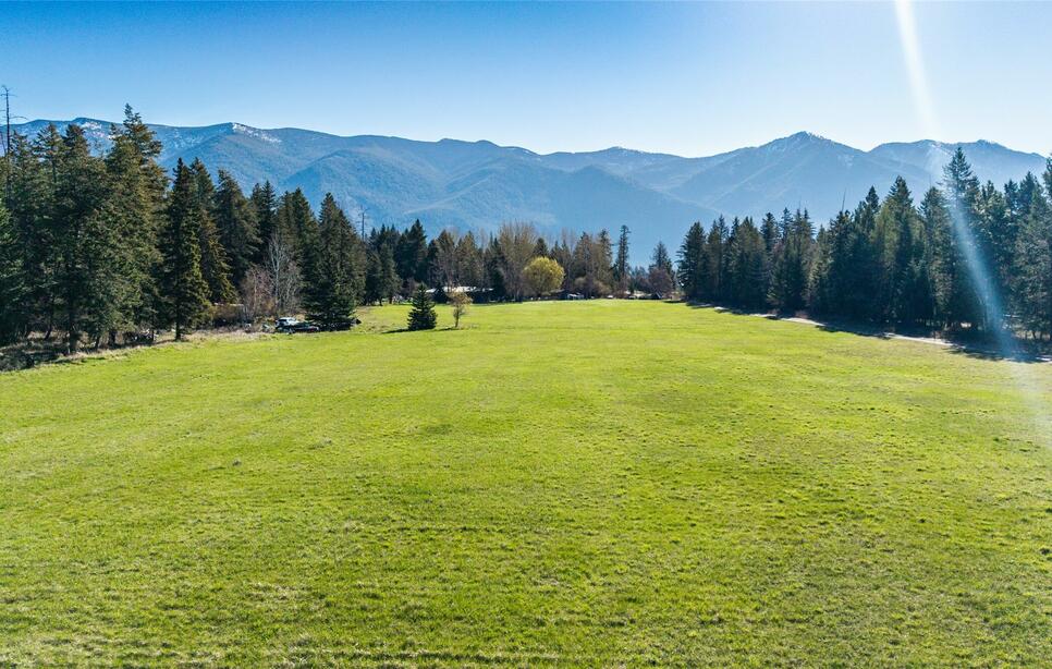 173 Serenity Acres Lane, Columbia Falls