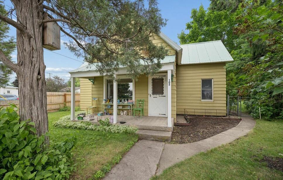 105 1st Avenue W, Columbia Falls