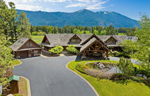 2347 Middle Road, Columbia Falls