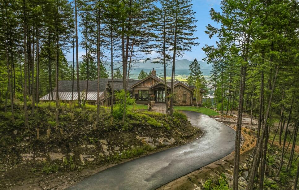 2424 Wolf Tail Pines, Whitefish