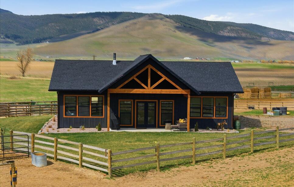 37 Andrews Road, Hot Springs