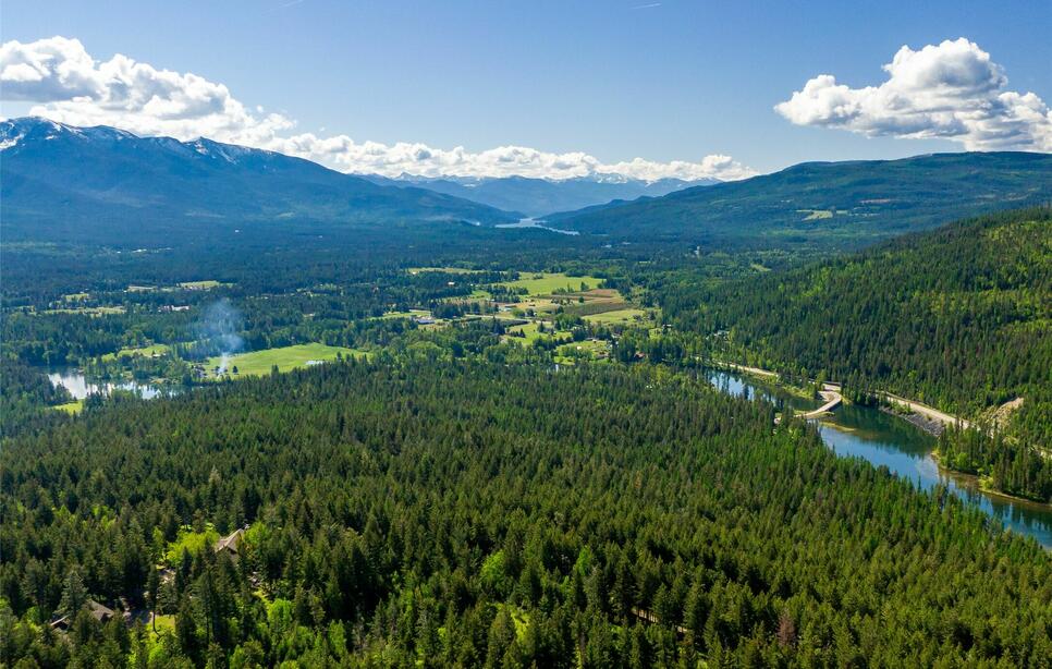 25 Starview Drive, Bigfork