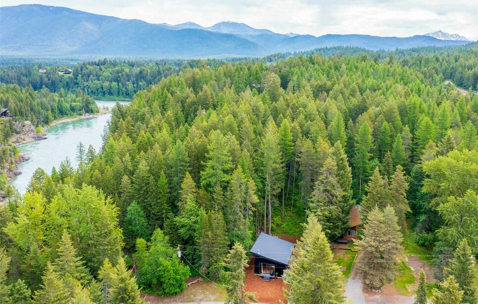 135 Gamma Road, Hungry Horse