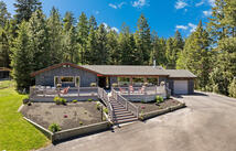 212 Sunrise Lane, Lakeside