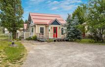 212 Bierney Creek Road, Lakeside