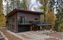 424 Old Highway 2 E, Martin City