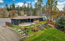 685 Juniper Bay Road, Somers