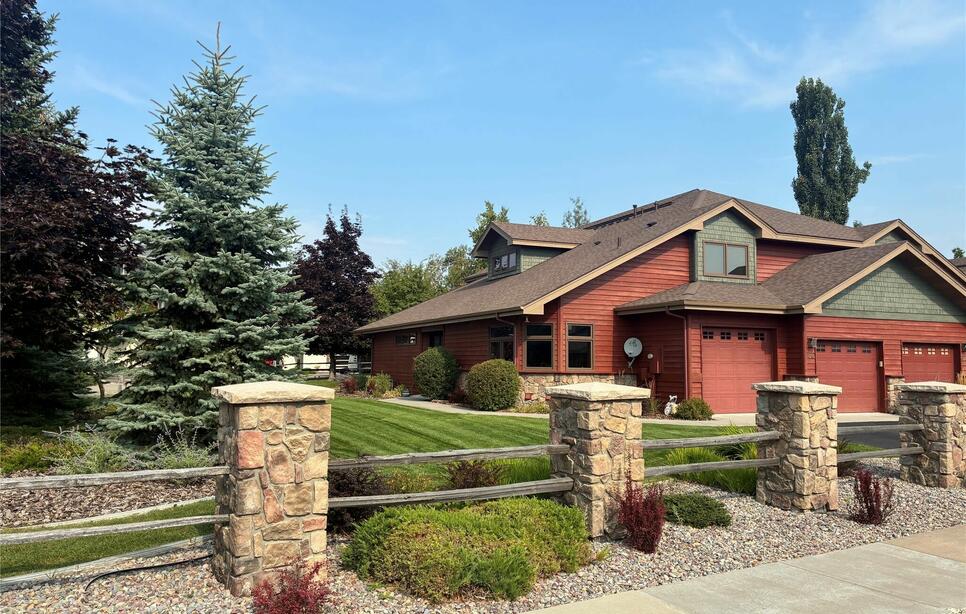 68 Bay Harbor Drive, Bigfork