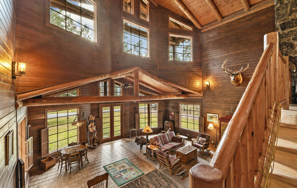 205 Siderius Lane, Bigfork