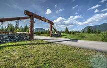 12135 Us Hwy 2 E, West Glacier