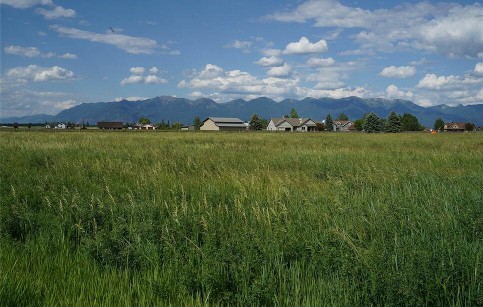 147 Farmland Acres Drive, Kalispell