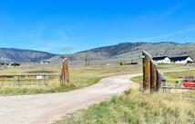 25655 Left Hand Drive, Elmo