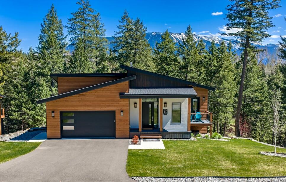 327 Gleneagles Trail, Columbia Falls