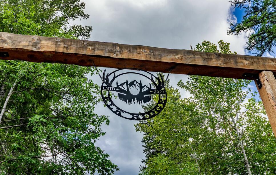 860 Fork Road, Martin City