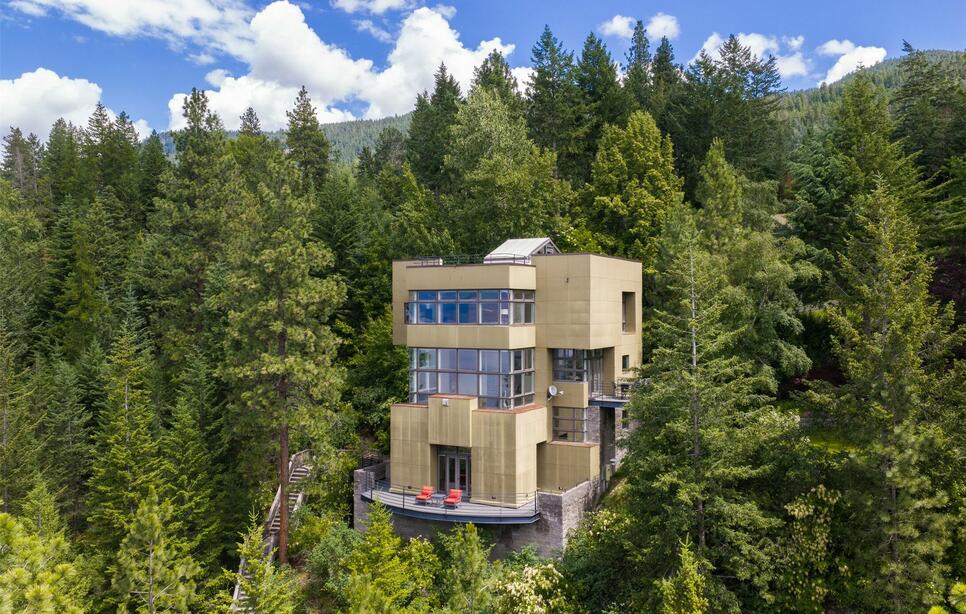 19983 Mt Highway 35, Bigfork