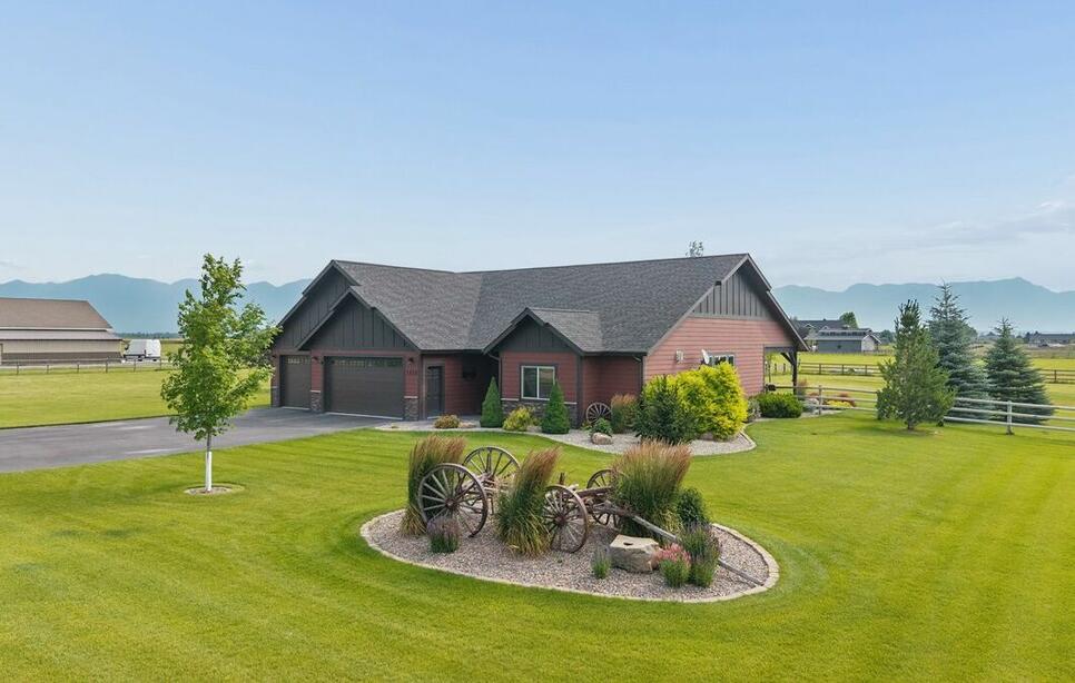 1620 Moon Bow Loop, Kalispell