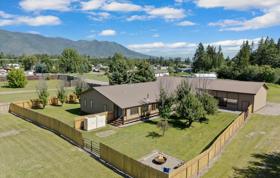 88 Sweebee Lane, Columbia Falls