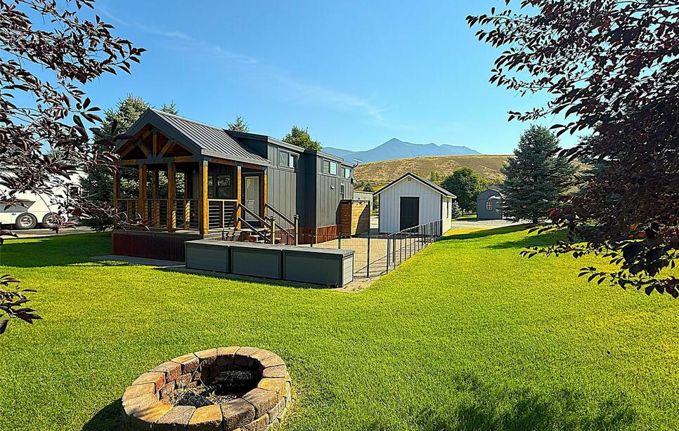 301 Kingfisher Loop, Eureka