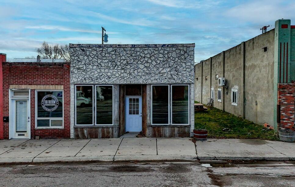 317 Main Street Sw, Ronan