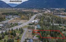 1327 1st Avenue E Add'l Address: 36 13th St E, Columbia Falls