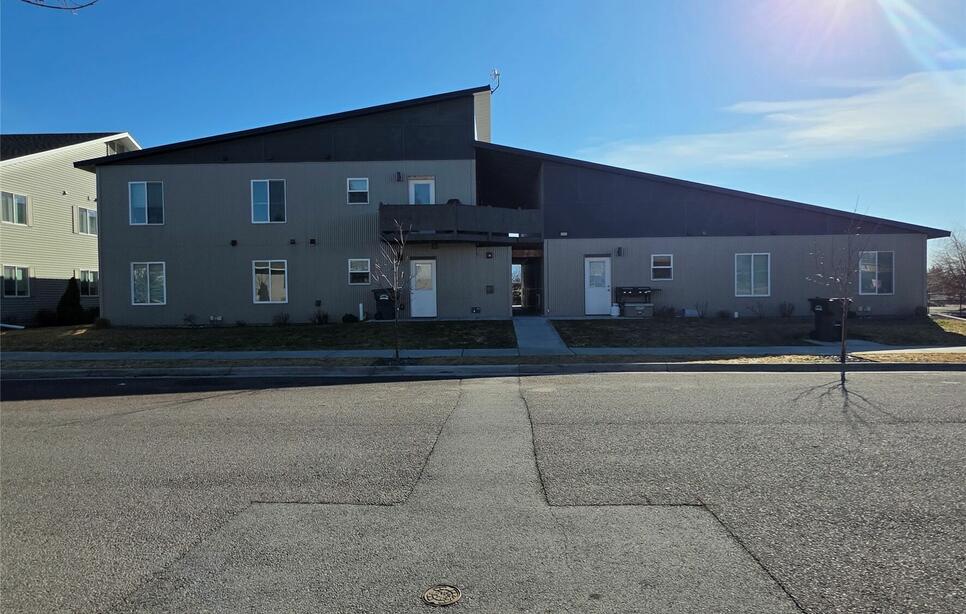 10 Diane Road, Columbia Falls