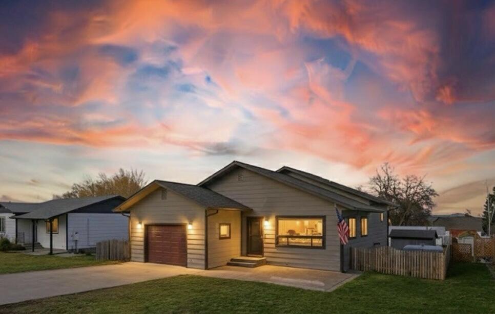 202 Island View Drive, Polson