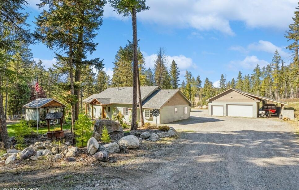 4496 Us Hwy 93 S, Whitefish