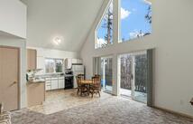 143 Parkview Lane, Lakeside