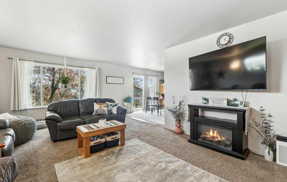 311 Kelly Road, Kalispell