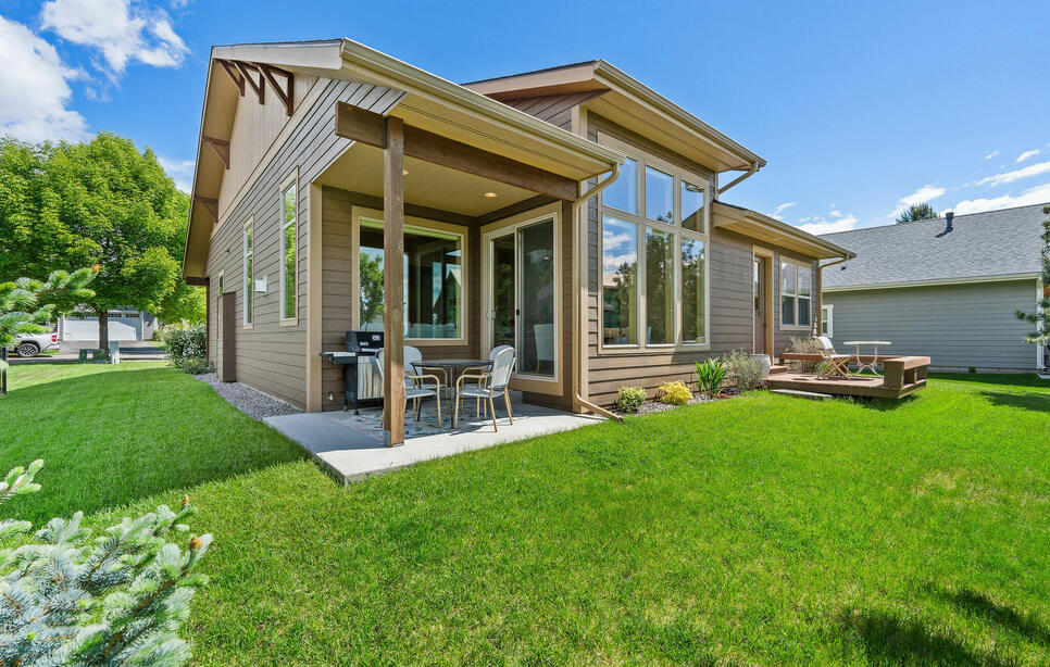 220 Bluebunch Court, Bigfork