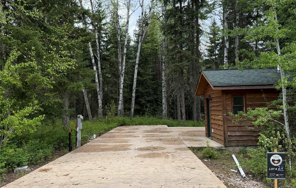 32647 Pine Meadow Drive, Bigfork