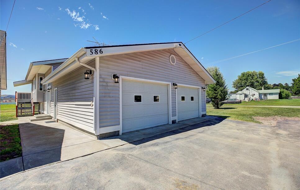 586 Willow Glen Drive, Kalispell