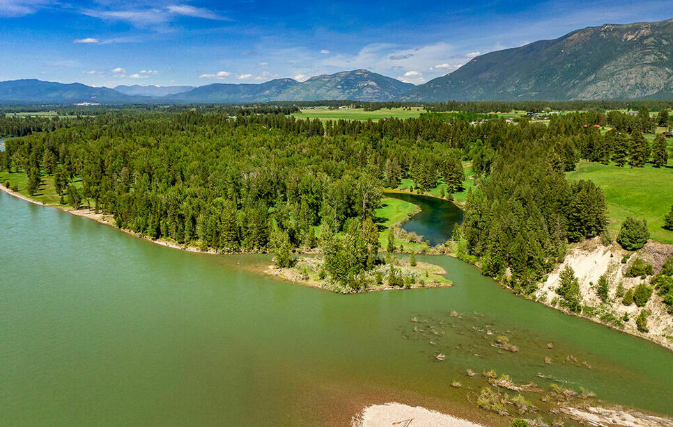 560 Windfield Lane, Columbia Falls