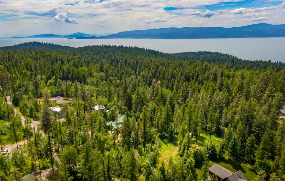 695 Latigo Lane, Bigfork