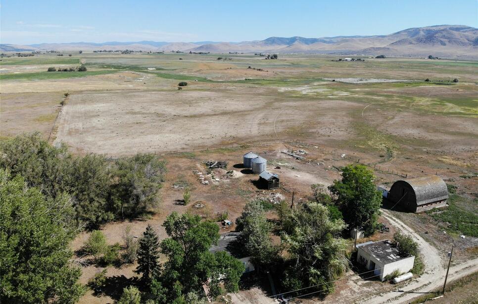 410 West Road, Hot Springs