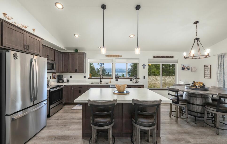 286 Lakeview Drive, Lakeside