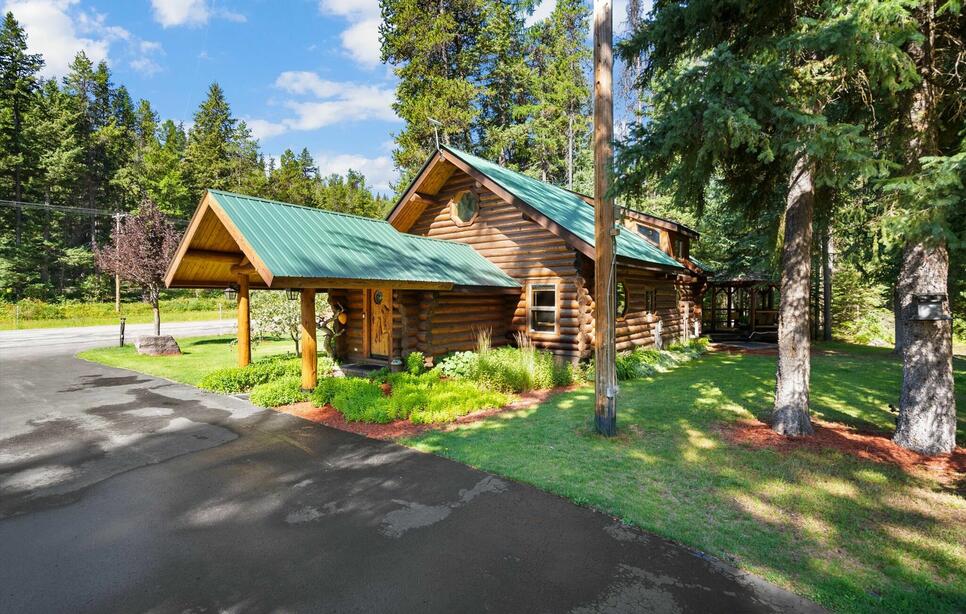 14440 Us Highway 2 E 14436 & 14440, Essex