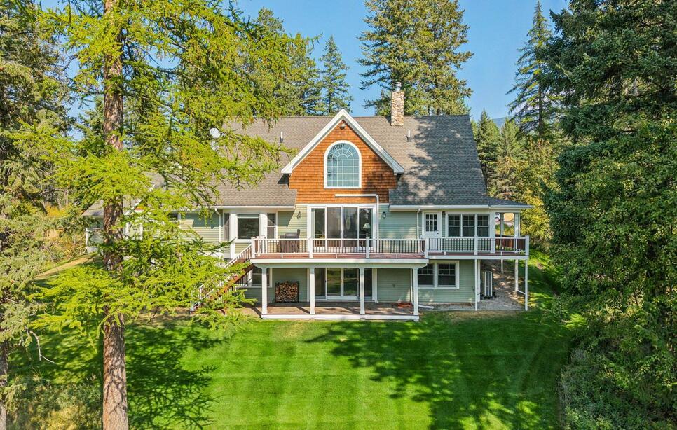 43 Ridgeway Court, Columbia Falls