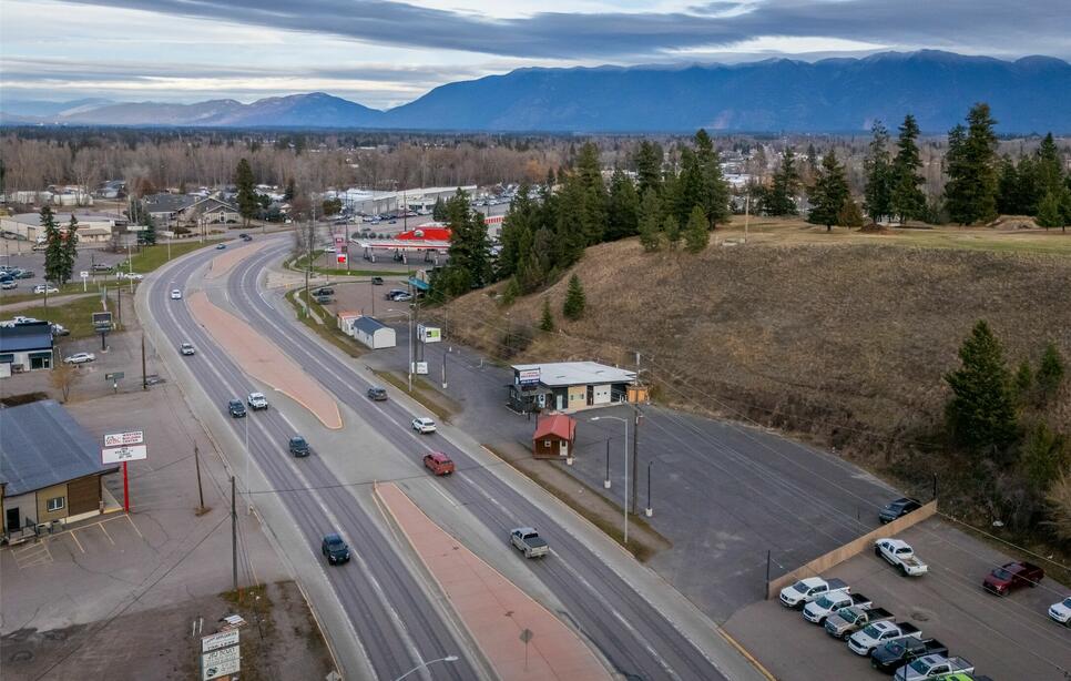 1018 Us Highway 2 E, Kalispell