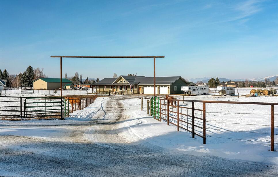 436 Cherokee Lane, Kalispell