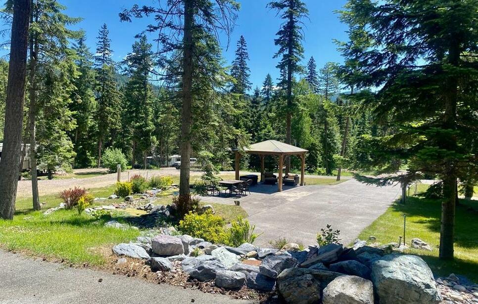 32970 Ninebark Lane, Bigfork