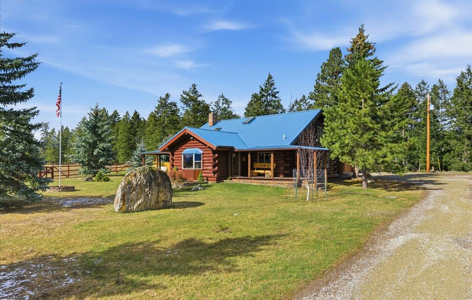 184 Lone Fox Trail, Kalispell